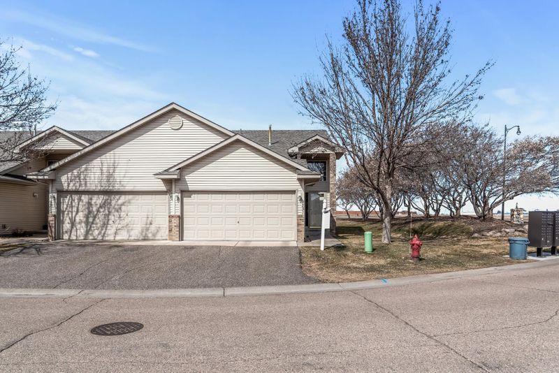9231 Orchard Ln, Monticello, MN 55362