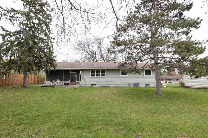 1914 Launa Ave, Red Wing, MN 55066