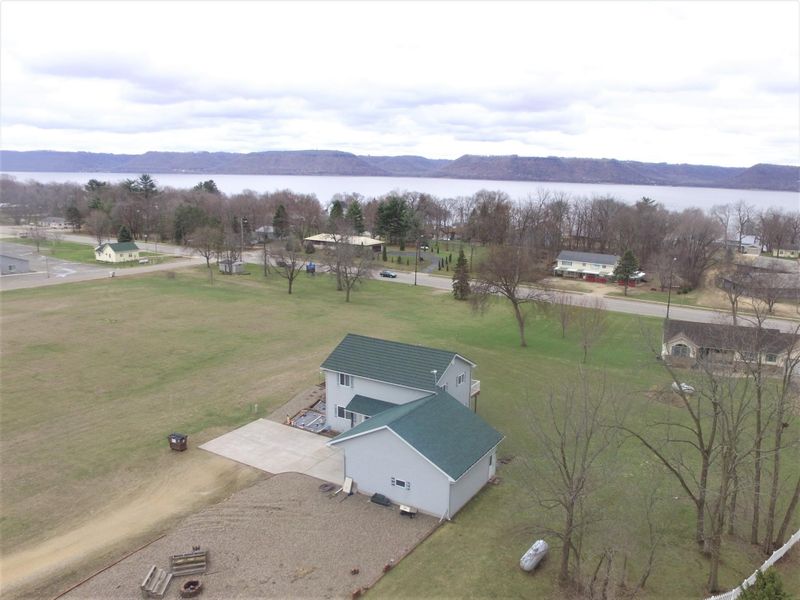 1104 Evergreen Ct, Pepin, WI 54759