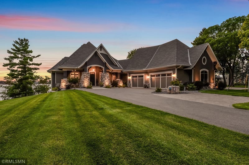 22910 Hayward Ave N, Forest Lake, MN 55025