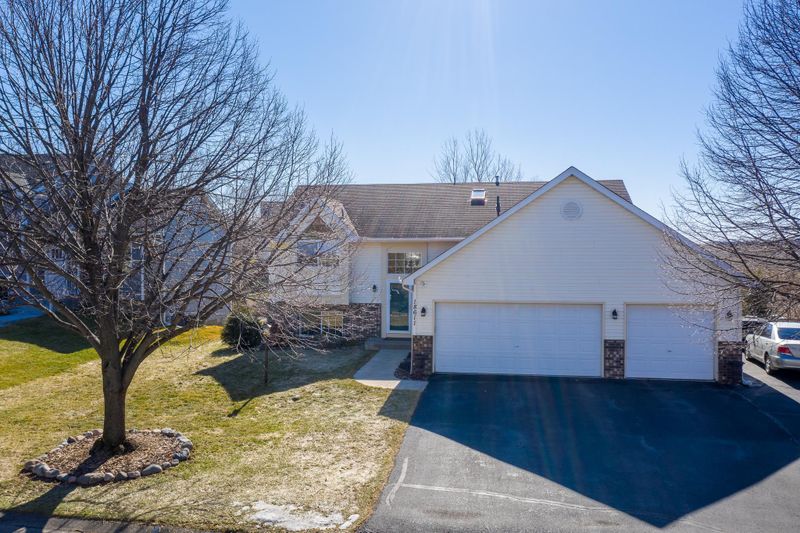 18611 Explorer Way, Farmington, MN 55024