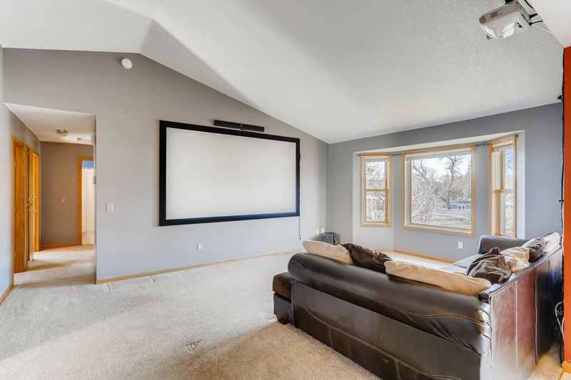 4020 Aspen Cir S, Rockford, MN 55373