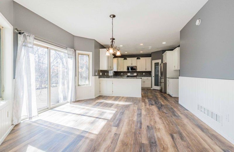 4079 Sunset Ter N, Brooklyn Park, MN 55443