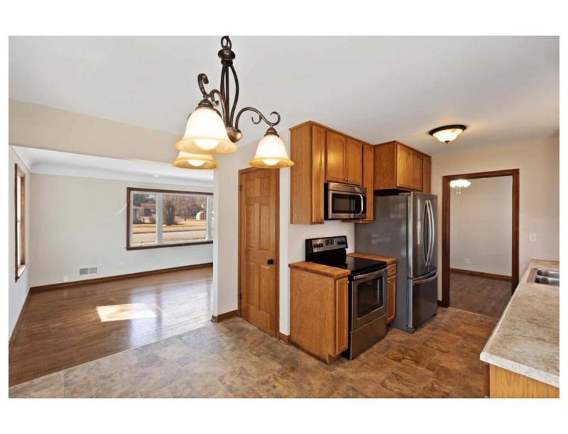 8435 Bloomington Ave, Bloomington, MN 55425
