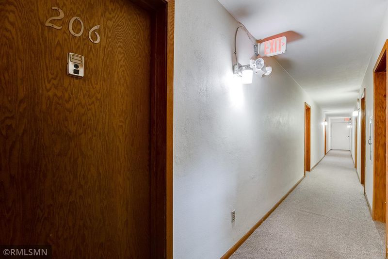 3522 Harriet Ave #206, Minneapolis, MN 55408