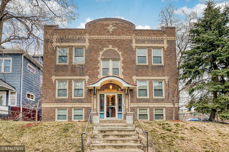 1824 Elliot Ave #205, Minneapolis, MN 55404