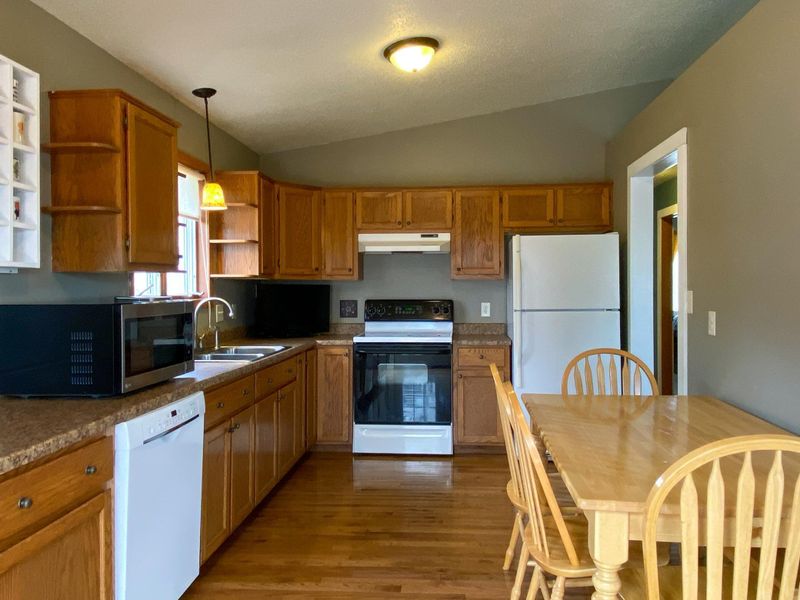 603 5th St SE, Dodge Center, MN 55927