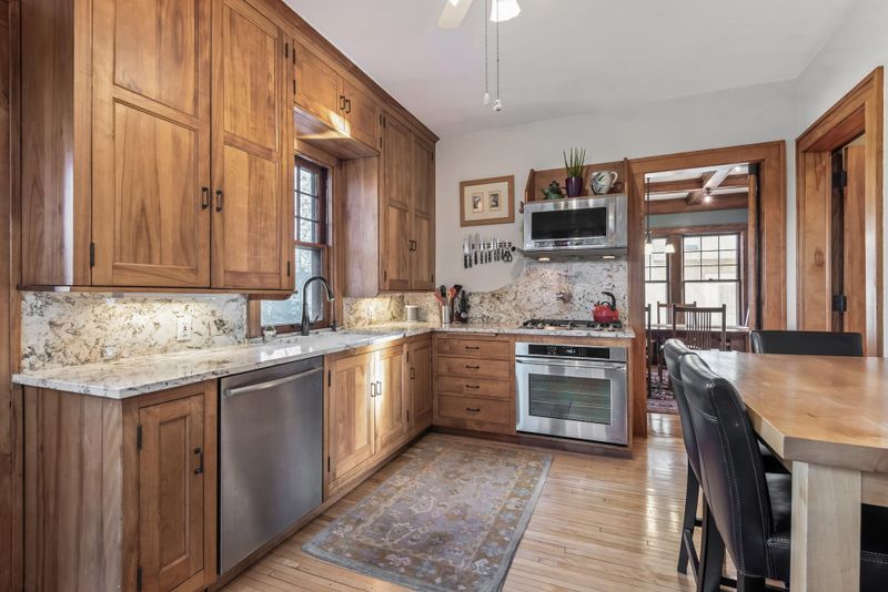 4139 Garfield Ave, Minneapolis, MN 55409