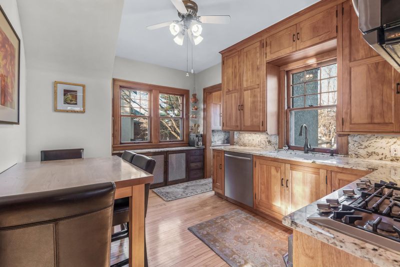 4139 Garfield Ave, Minneapolis, MN 55409