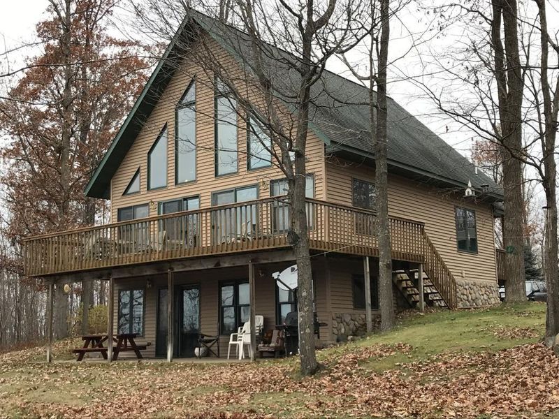 N2641 Cipra Rd, Sarona, WI 54870