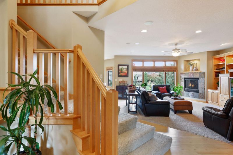 1639 Isabella Pw, Chaska, MN 55318