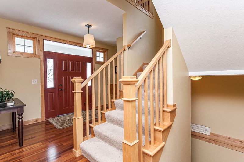 1050 Maplebeck Pl NE, Byron, MN 55920