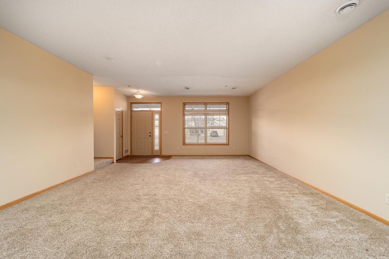 24587 Superior Dr, Rogers, MN 55374