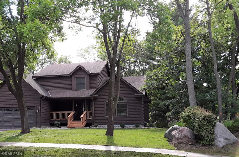 14500 Quentin Ave S, Savage, MN 55378
