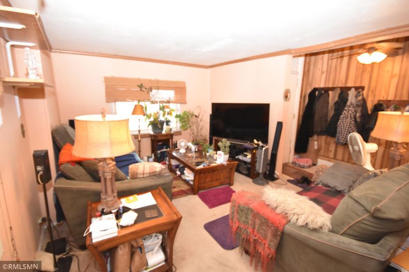 163 Acker St E, Saint Paul, MN 55117