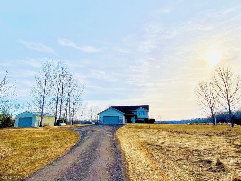 45283 Grand Ave, Harris, MN 55032