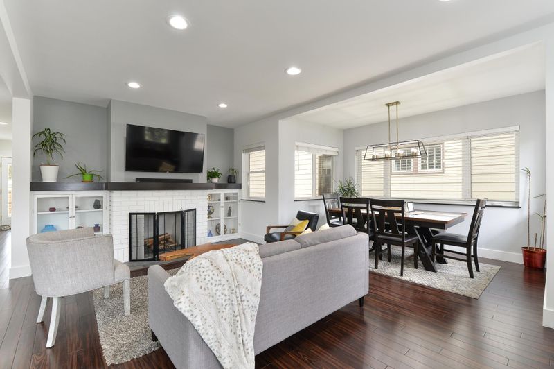 1733 Stanford Ave, Saint Paul, MN 55105