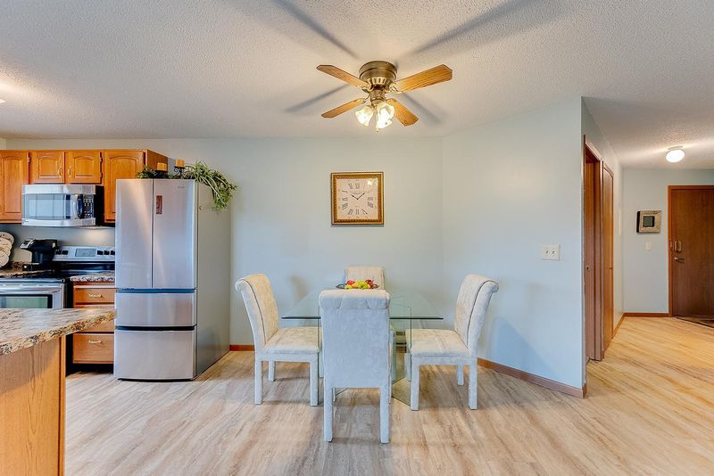 930 Lyn Way #308, Hastings, MN 55033