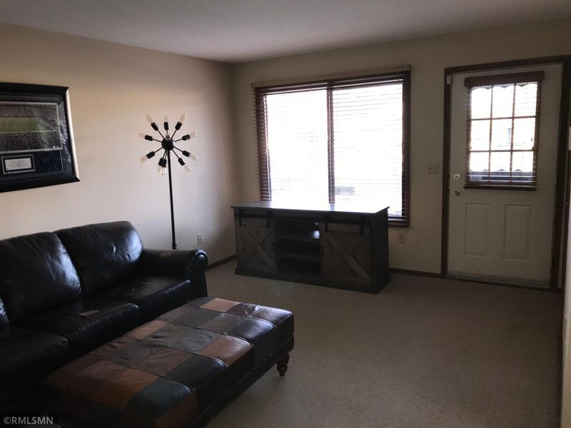 8980 Underwood Ln N, Maple Grove, MN 55369