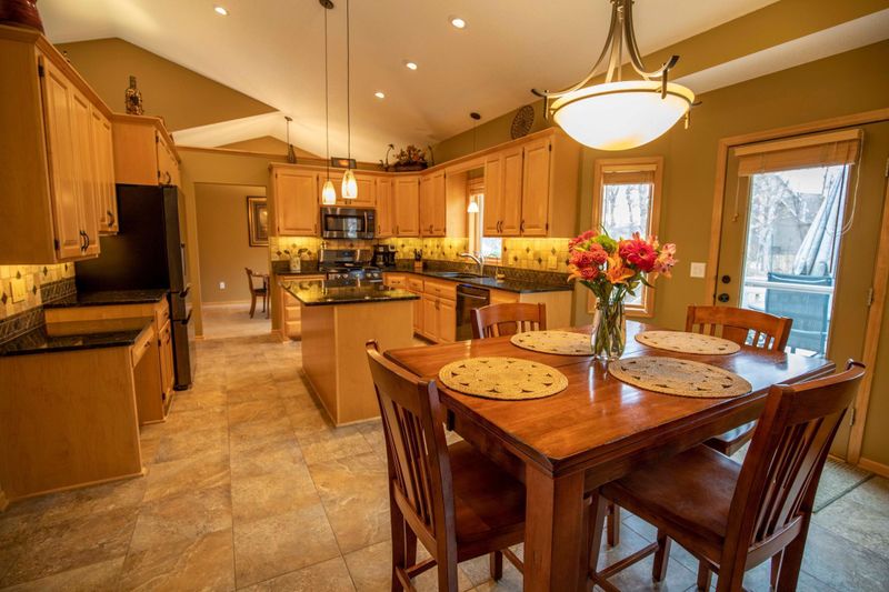 17073 81st Ave N, Maple Grove, MN 55311