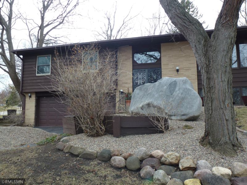 13112 Upton Ave S, Burnsville, MN 55337