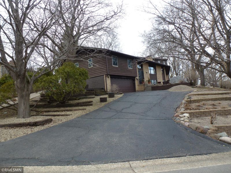 13112 Upton Ave S, Burnsville, MN 55337