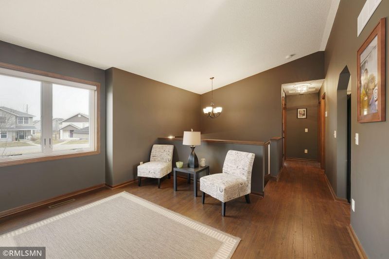 3054 212th St W, Farmington, MN 55024