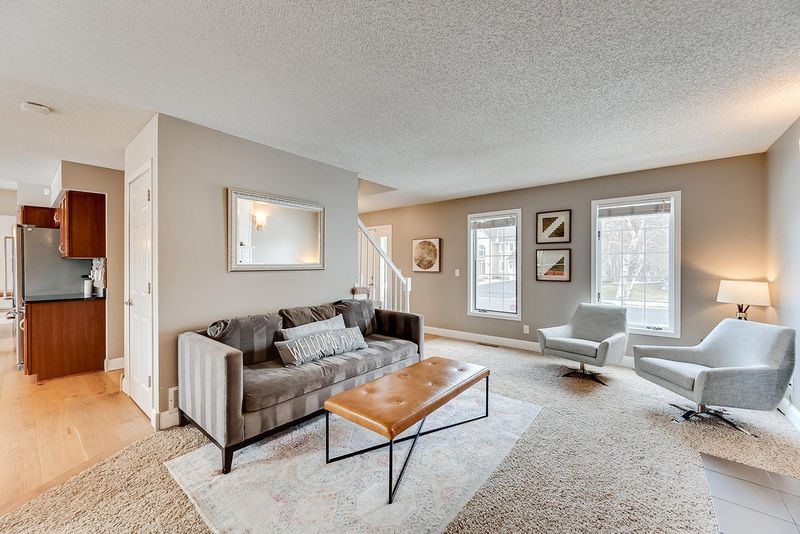 3117 Chelsea Ct, Burnsville, MN 55337