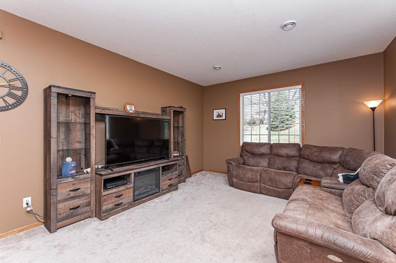 6362 30th Ave NW, Rochester, MN 55901
