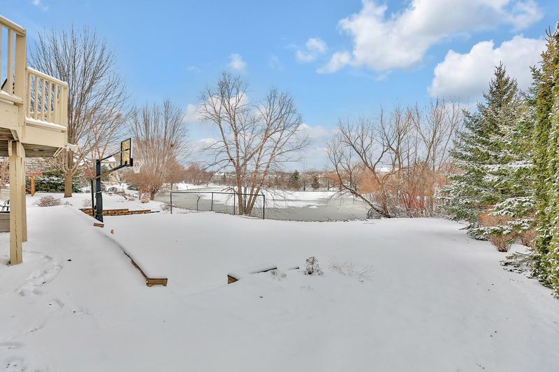 14362 Freeport Trl, Apple Valley, MN 55124