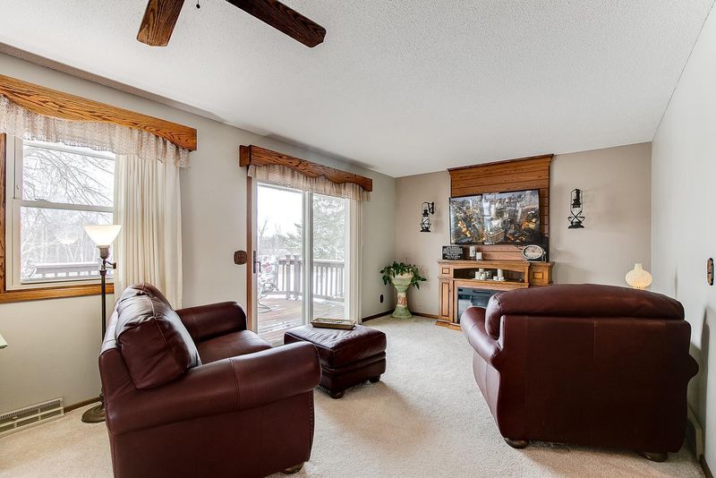 27234 Naples St NE, Isanti, MN 55040