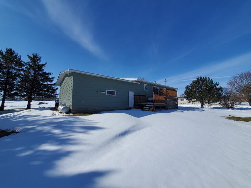 793 7th Ave NW, Pipestone, MN 56164