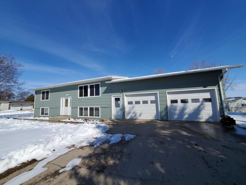 793 7th Ave NW, Pipestone, MN 56164