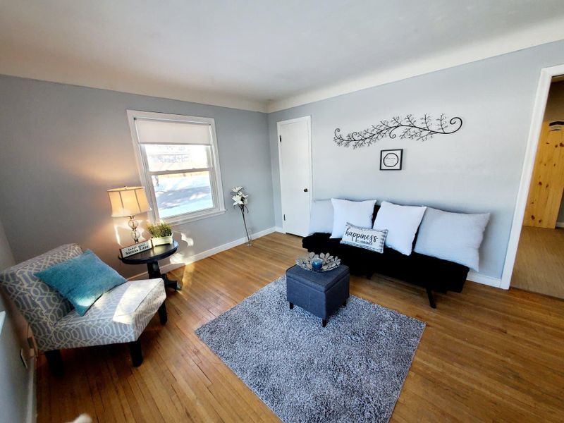 1601 Nebraska Ave E, Saint Paul, MN 55106