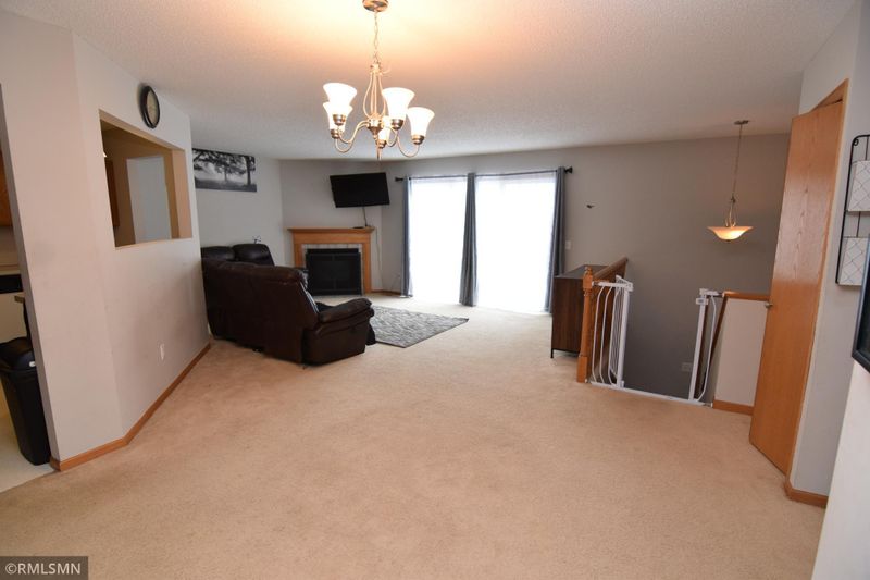 12964 Pleasant Ave, Burnsville, MN 55337