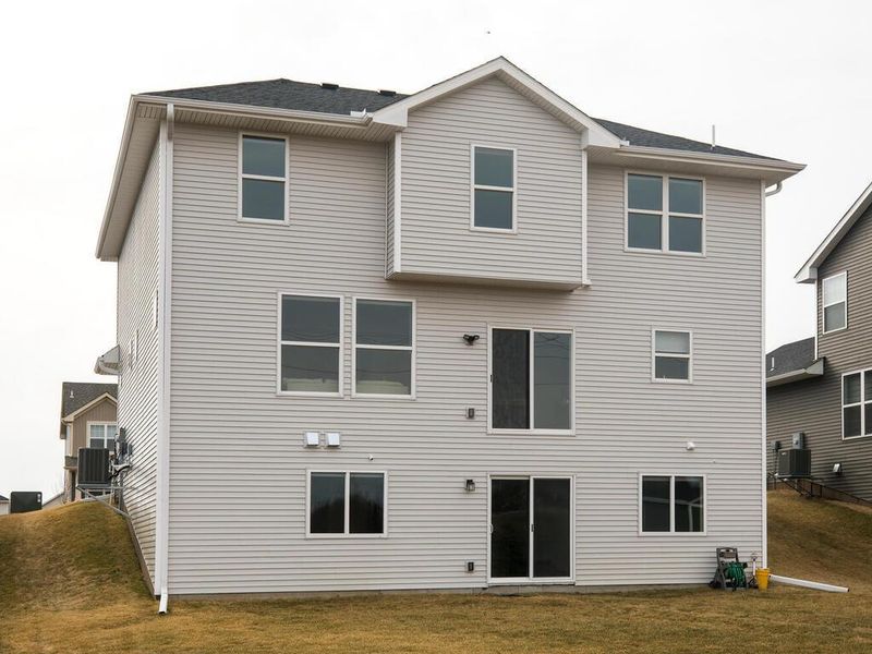 12698 39th St NE, Saint Michael, MN 55376