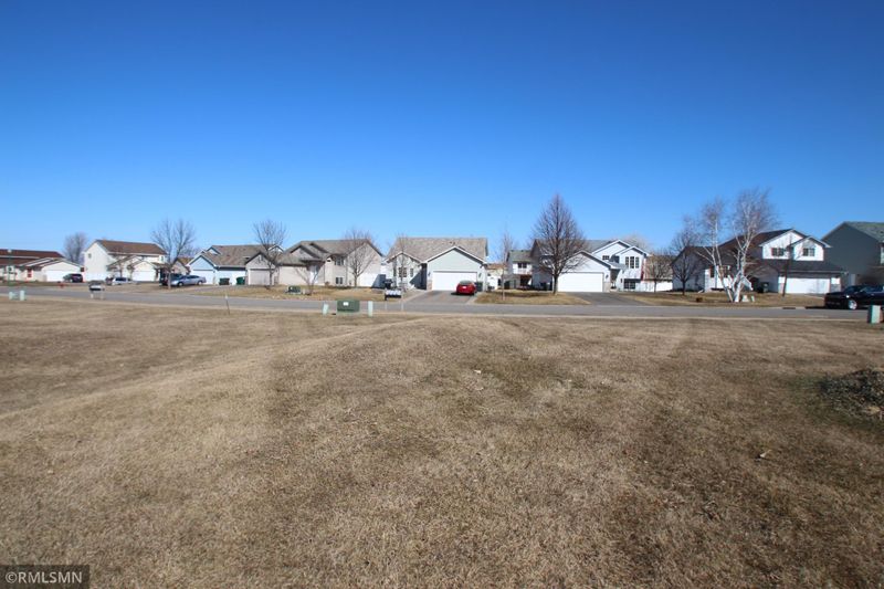 615 - 619 8th St, Clearwater, MN 55320