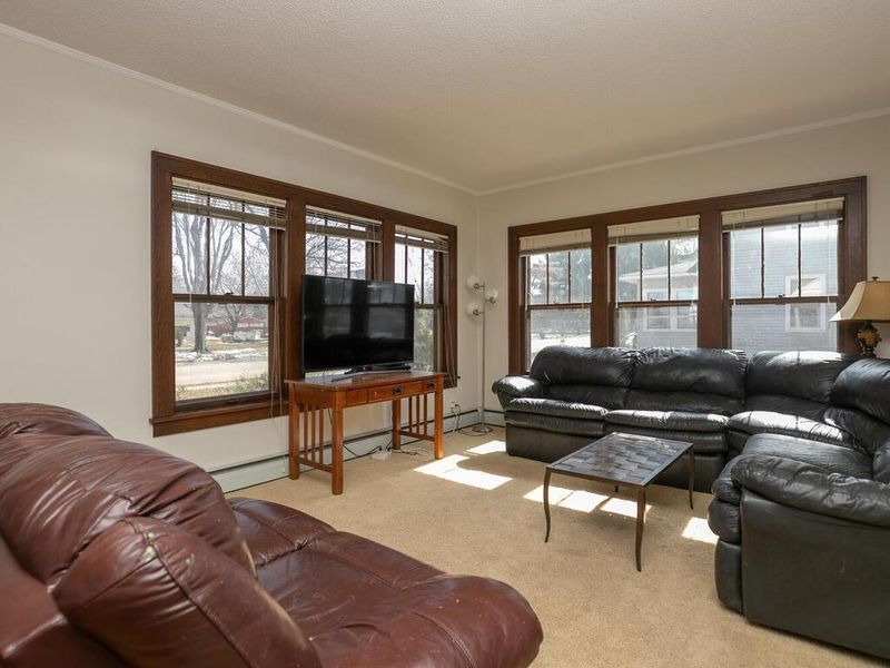 736 Church Ave, Saint Charles, MN 55972