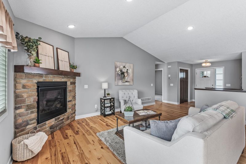 20915 124th Ave, Rogers, MN 55374