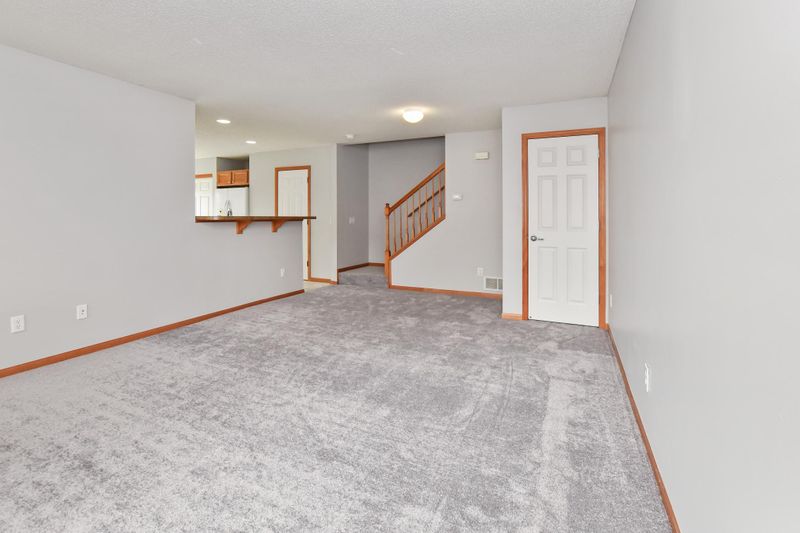 4810 149th St N #1, Hugo, MN 55038
