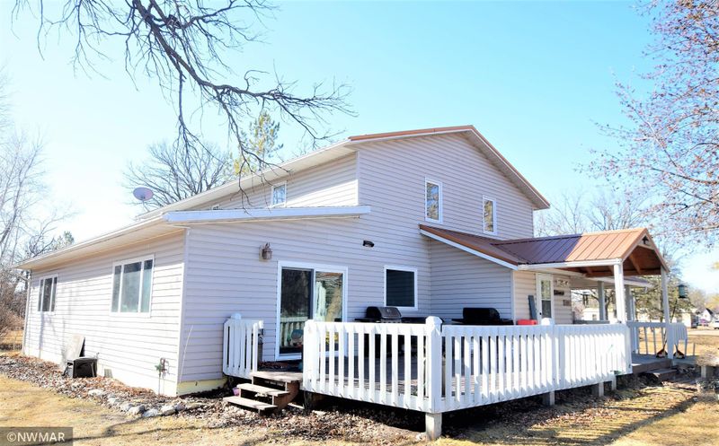 111 Johnson Ave W, Greenbush, MN 56726