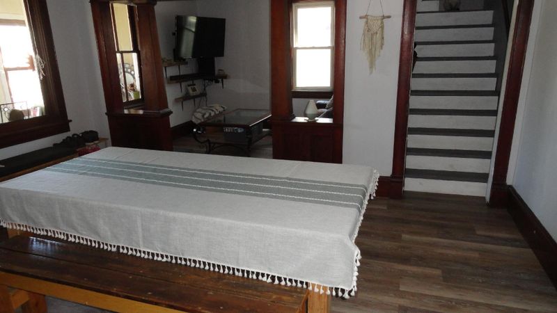 908 6th Ave E, Menomonie, WI 54751