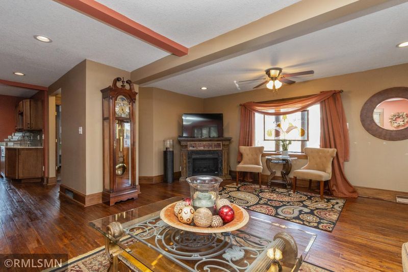 1401 Berkeley Ave, Saint Paul, MN 55105