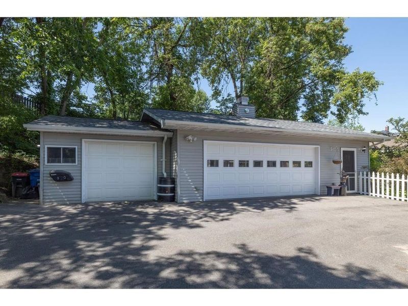 1008 S Park St, Red Wing, MN 55066