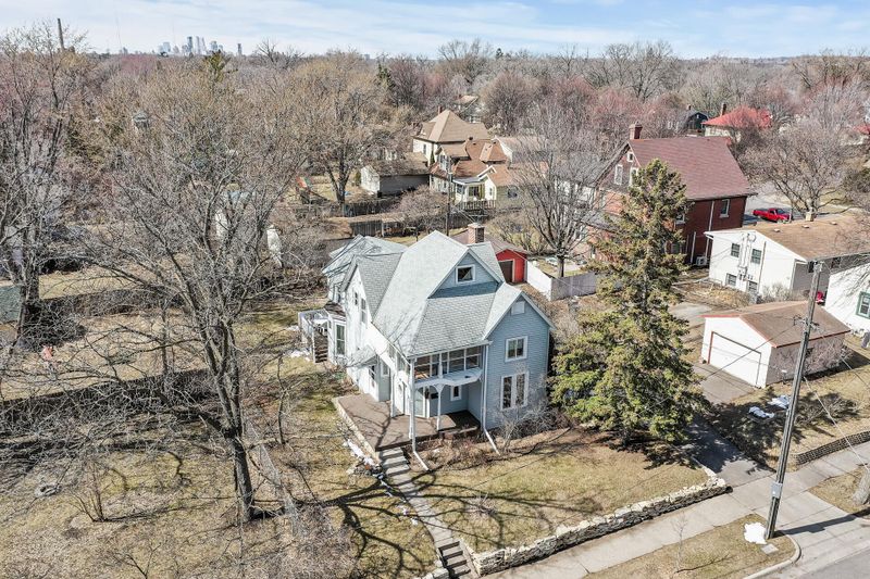 823 Fry St, Saint Paul, MN 55104