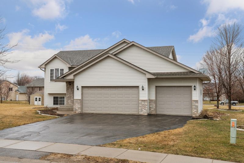 805 Vendell St, Buffalo, MN 55313