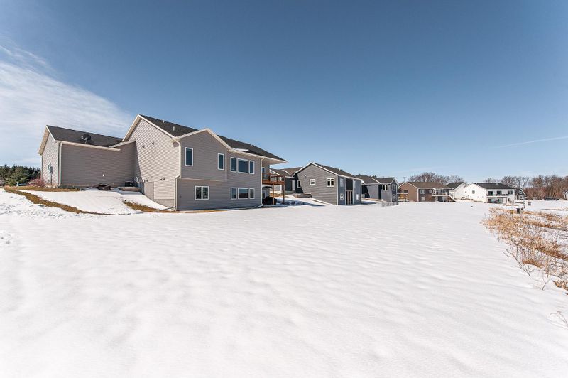 528 10th St NW, Dodge Center, MN 55927