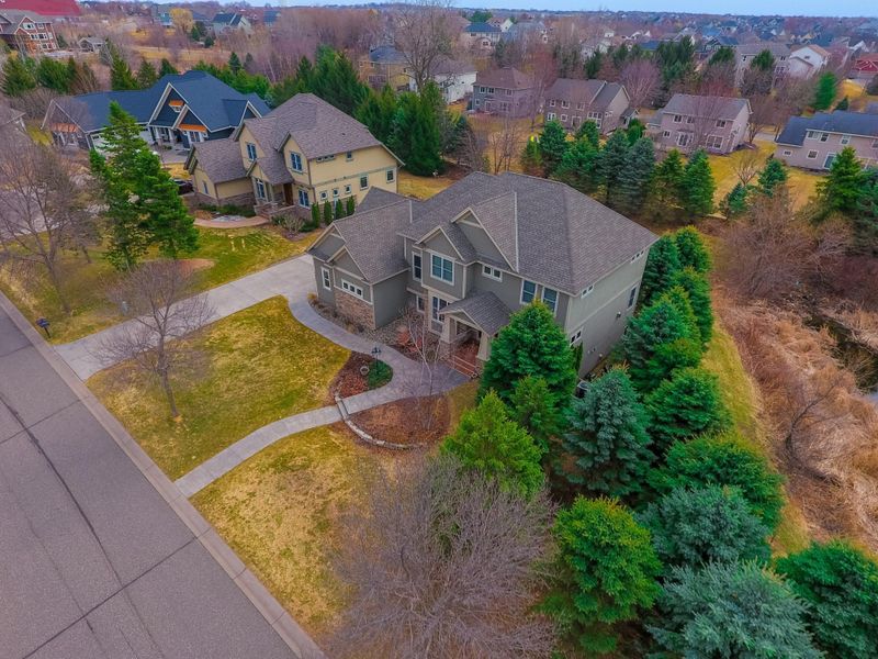 2667 Cottage Grove Pl, Woodbury, MN 55129