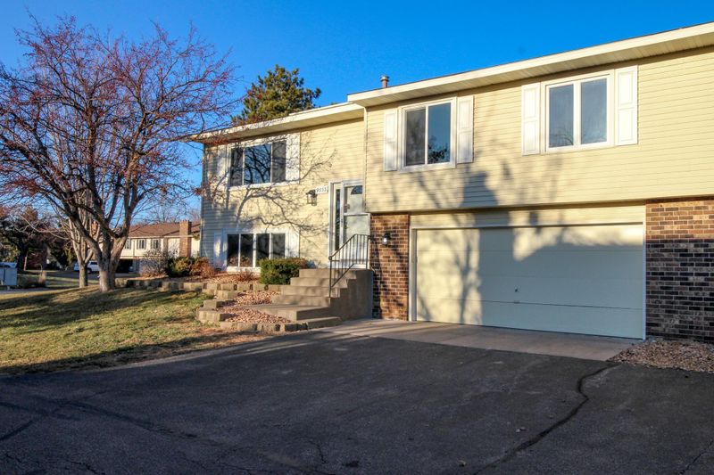 9933 106th Pl N, Maple Grove, MN 55369