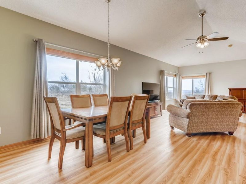 1101 Lorraine Ct, Carver, MN 55315